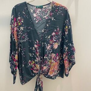 Lee Tracy Floral Blouse, Size Medium